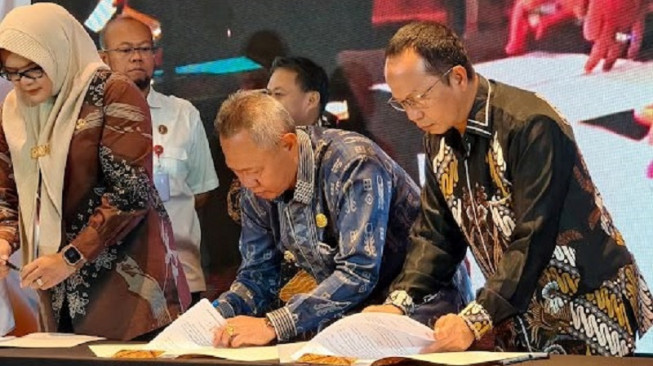 Bupati Tanjabtim Teken Hibah Lahan 21 Hektar, Sekolah Nasional Terintegrasi Siap Beroperasi Tahun Ajaran 2026-2027
